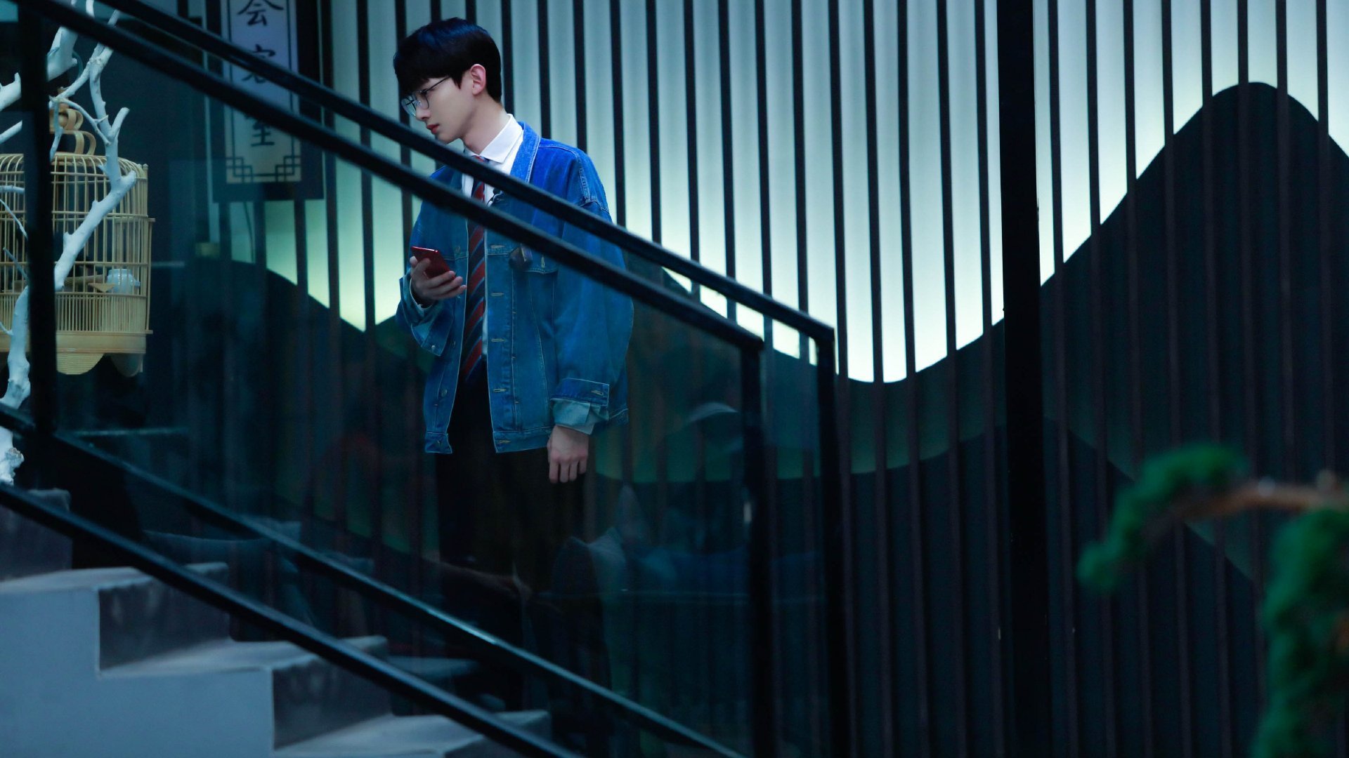 AC米兰-库里强调团队配合胜于个人数据，库里和队友