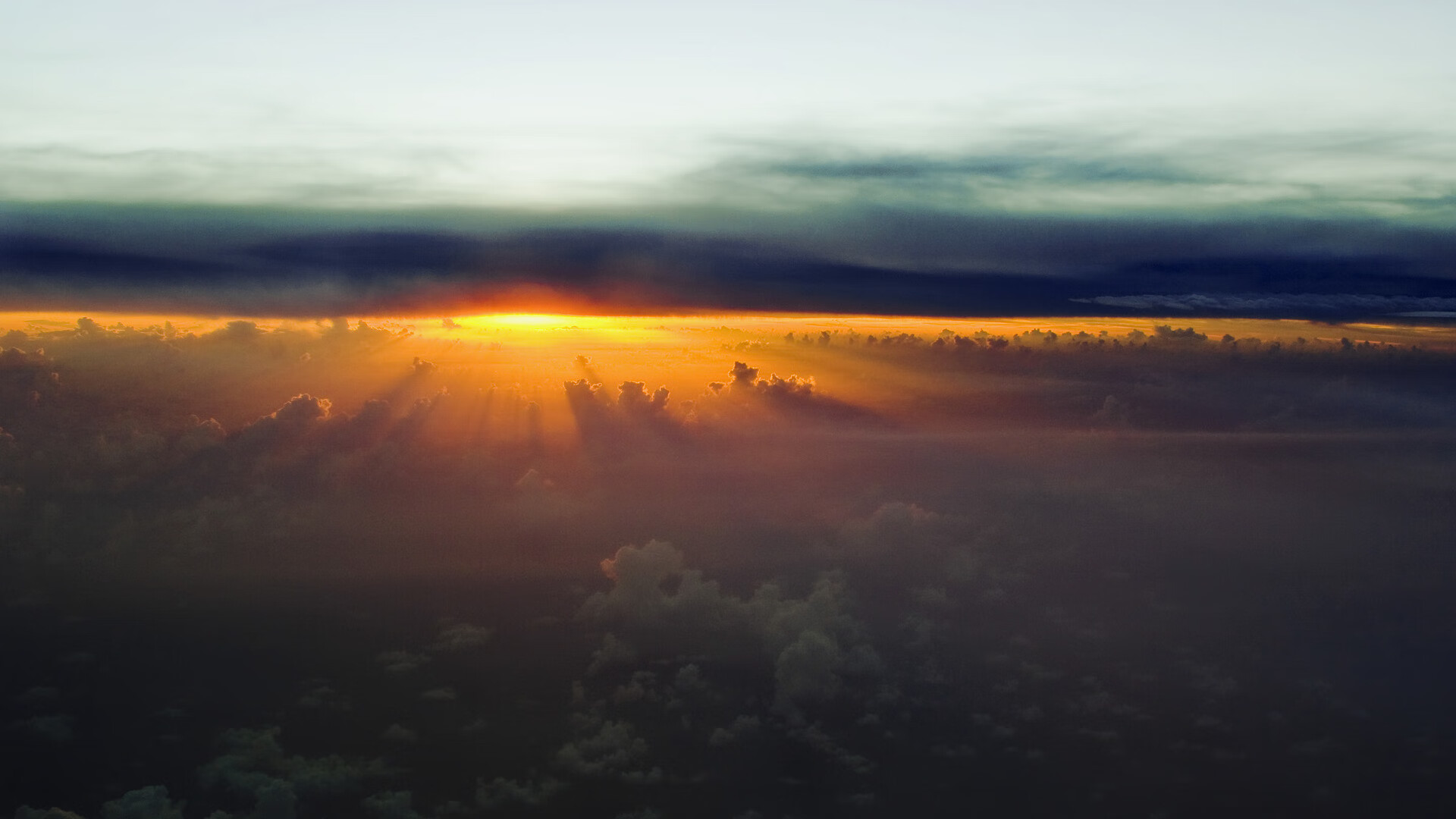 米兰体育官网-王嘉男跳远破全国纪录,跳远运动员王佳楠