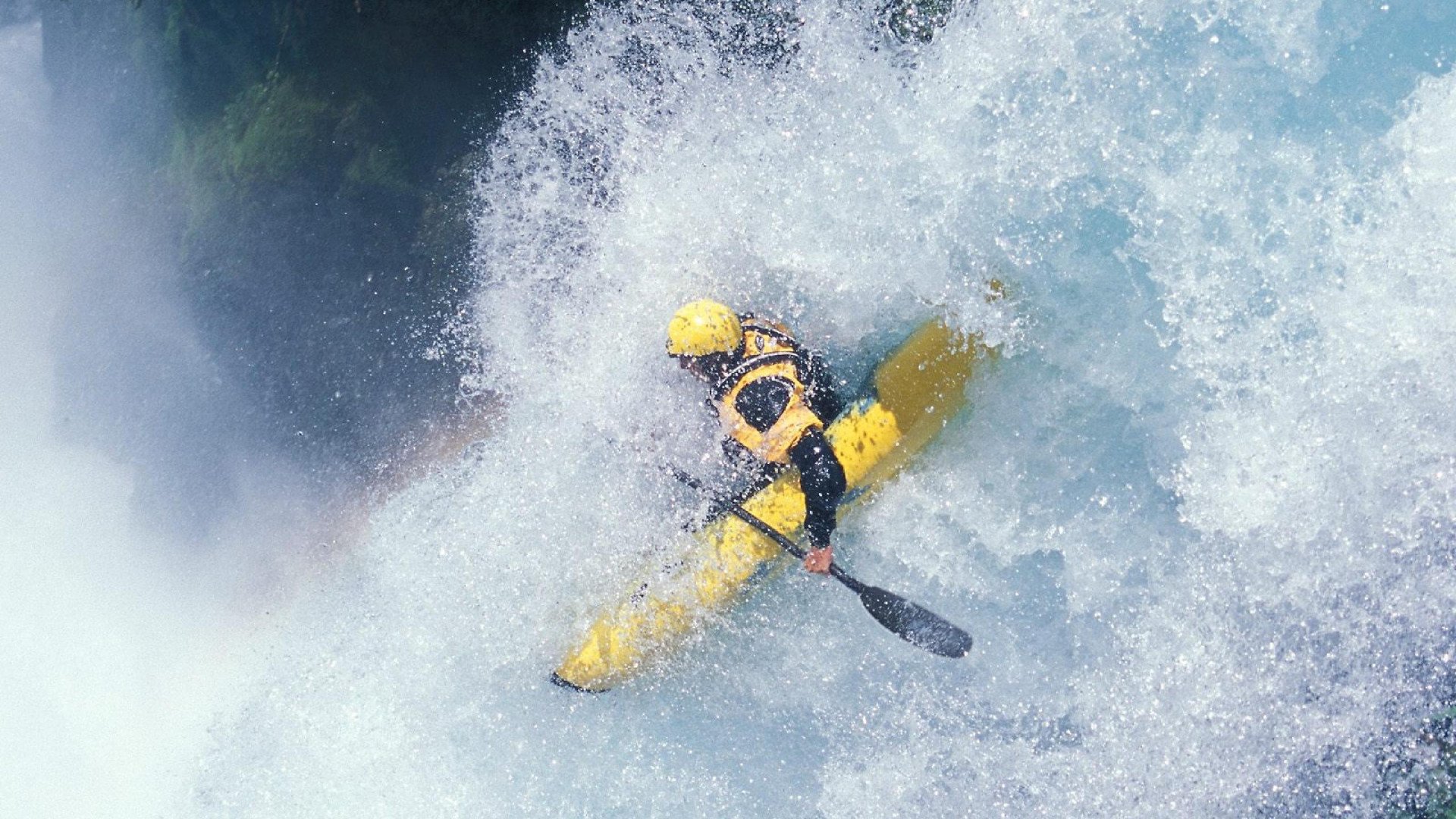 “马科斯·莫奇的精准防守与突进技术,帮助美洲狮队拓宽战术深度”